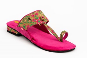 Women Banarasi Pink Slippers